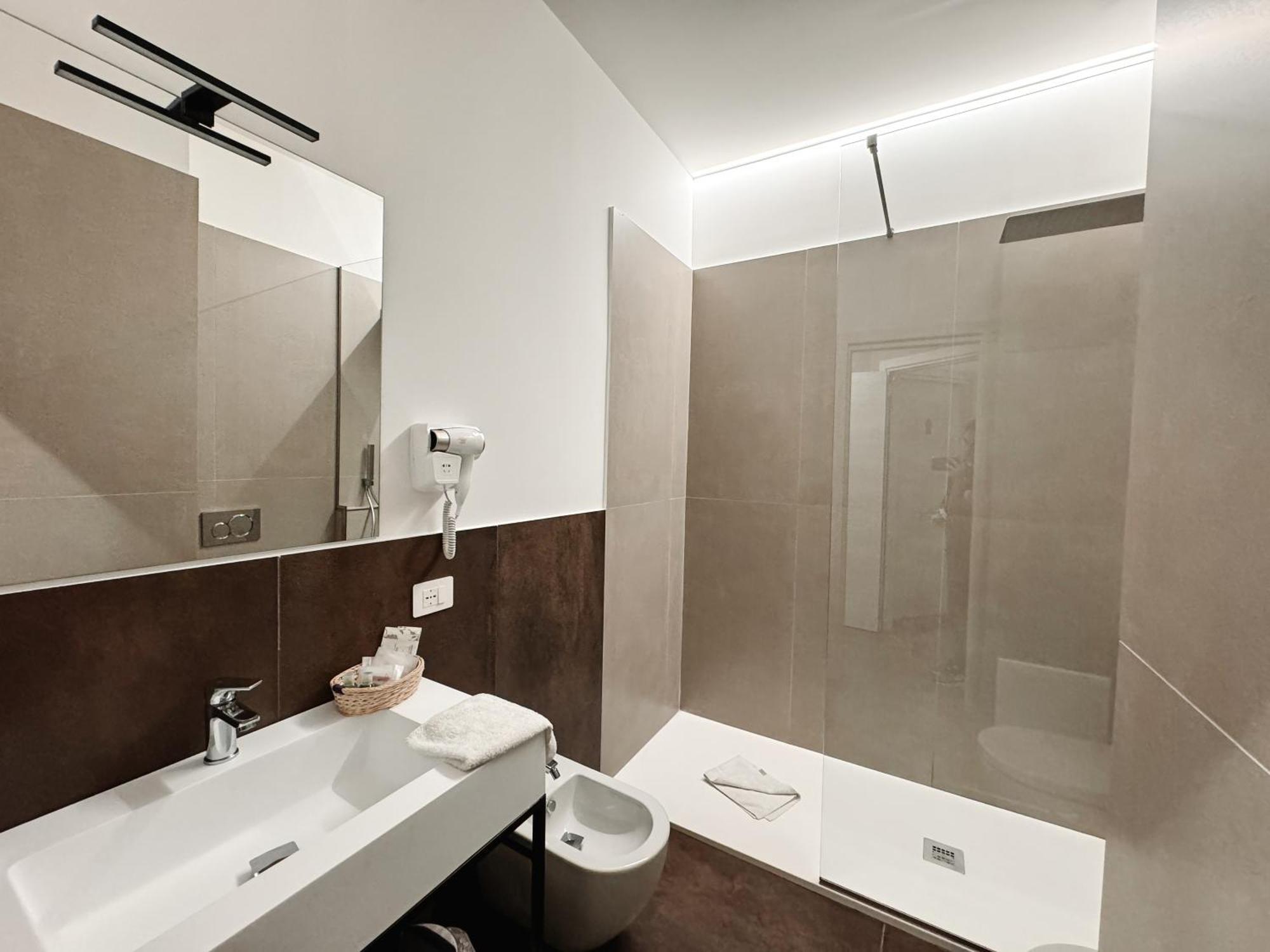 Re Lazzarone Suite Napels Buitenkant foto